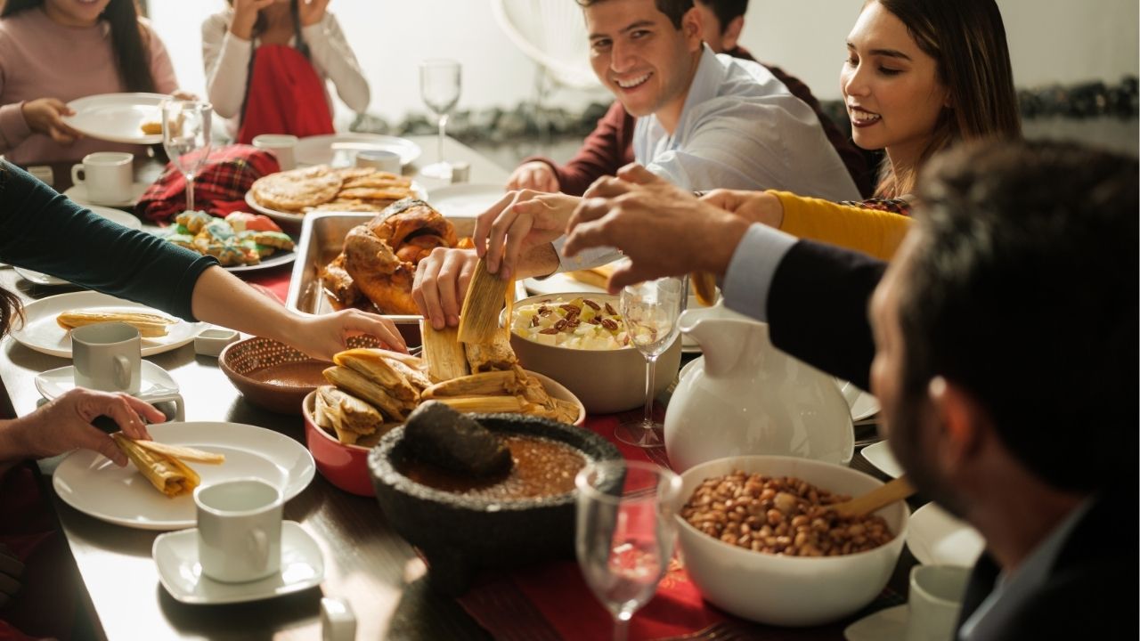 Coming Together: Getting the Whole Family on Board with Feeding